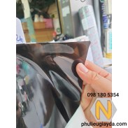 MÀNG NHỰA PVC MÀU ĐEN DẺO , DÙNG LÀM VÍ , TÚI XÁCH , TÚI ĐỰNG BÚT .............................. MÀNG NHỰA PVC MÀU ĐEN DẺO , DÙNG LÀM VÍ , TÚI XÁCH , TÚI ĐỰNG BÚT ..............................